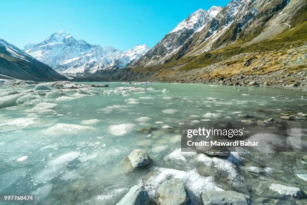 mueller glacier aoraki mt cook national par, south island, new zealand - mt cook fotografías e imágenes de stock