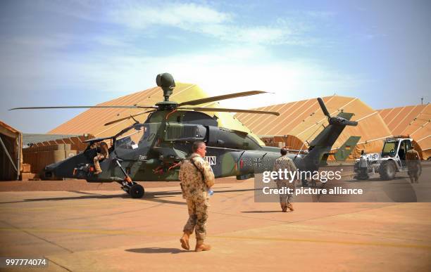Tiger-type Helicopter is being pulled on the airfield in Camp Castor in Gao, Mali, 30 July, 2017. Photo: Britta Pedersen/dpa