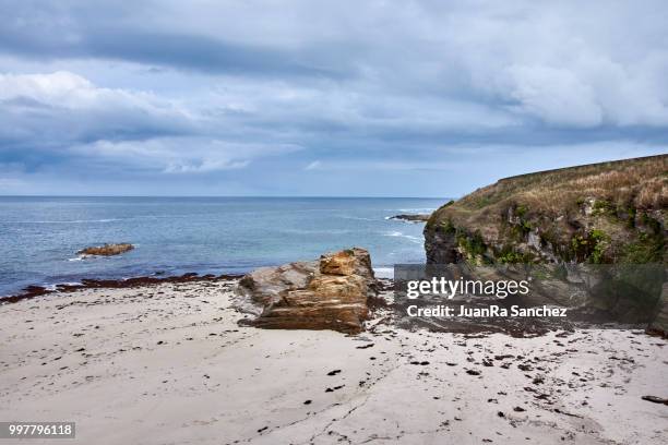 praia de llas_03 - praia stock pictures, royalty-free photos & images