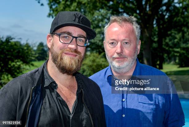 Uly 2018, Wedel, Germany: Jan Krüger and Raimond Goebel, producer of the film "Geschwister" pose on set. Photo: Axel Heimken/dpa