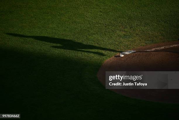 The Oregon State Beavers take on the Arkansas Razorbacks during the Division I Men's Baseball Championship held at TD Ameritrade Park on June 28,...