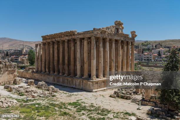 temple of bacchus at heliopolis, baalbek, bekaa valley, lebanon - bekaadalen bildbanksfoton och bilder