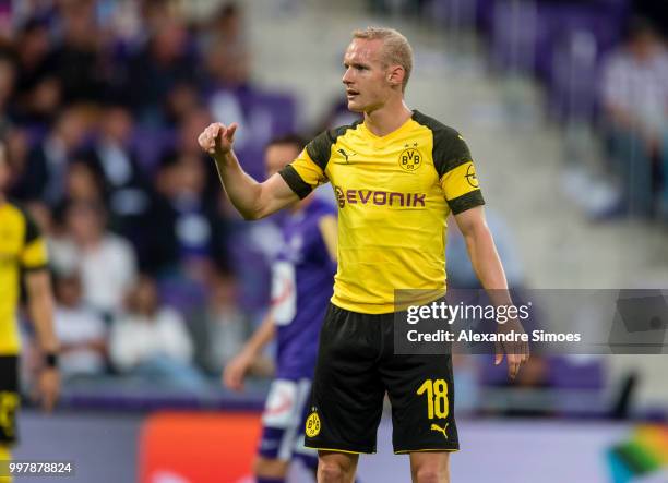 Sebastian Rode of Borussia Dortmund in action during a friendly match against Austria Wien at the Generali Arena on July 13, 2018 in Vienna, Austria.