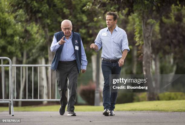 Rupert Murdoch, co-chairman of Twenty-First Century Fox Inc., left, and Lachlan Murdoch, co-chairman of Twenty-First Century Fox Inc., arrive for a...