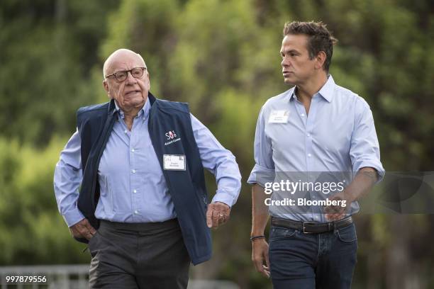 Rupert Murdoch, co-chairman of Twenty-First Century Fox Inc., left, and Lachlan Murdoch, co-chairman of Twenty-First Century Fox Inc., arrive for a...