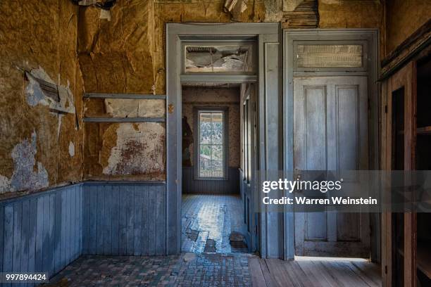 bannack ghost town 2 - weinstein bildbanksfoton och bilder