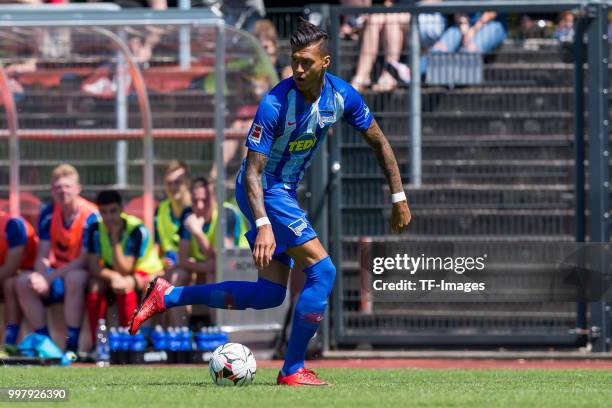 Davie Selke of Hertha BSC controls the ball during the TEDi-Cup match between Hertha BSC and Westfalia Herne on July 8, 2018 in Herne, Germany.