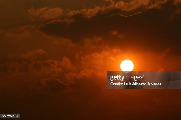 vivid sunset / atardecer intenso - atardecer stock pictures, royalty-free photos & images