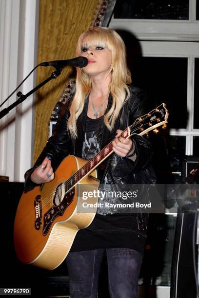 Singer Orianthi performs in the "Universal Music Suite" at the Hilton Chicago Hotel in Chicago, Illinois on MAY 16, 2010.