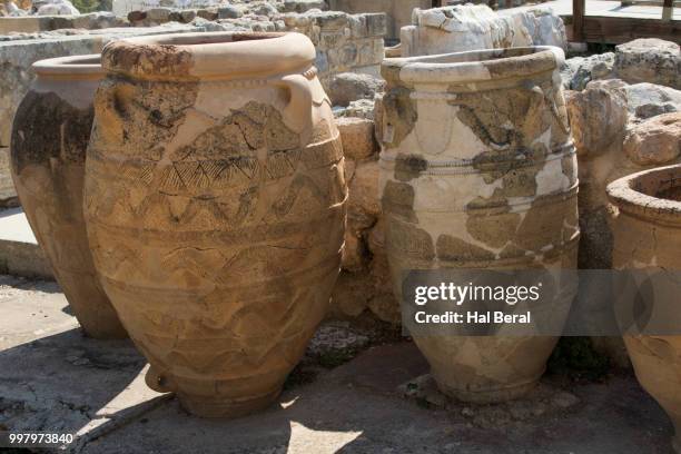 giant storage jars at the palace of knossos - sea of crete stock pictures, royalty-free photos & images