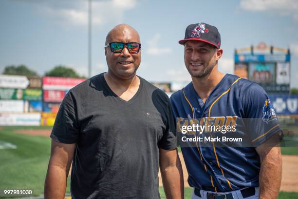 Tim Tebow of the Eastern Division All-Stars poses with former New York Yankee Bernie Williams before the 2018 Eastern League All Star Game at Arm &...