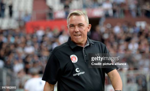 Pauli's coach Olaf Janssen is giving an interview before the German 2nd Bundesliga soccer match between 1. FC St Pauli and Dynamo Dresden in the...