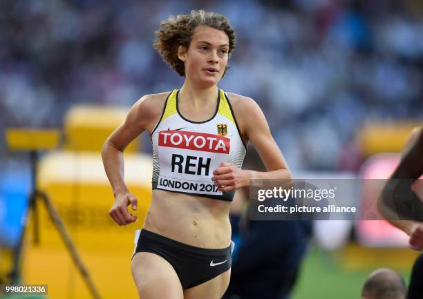 Germany's Alina Reh in action during the Women's 5000 m Heats at the IAAF World Championships, in London, UK, 9 August 2017. Photo: Rainer Jensen/dpa