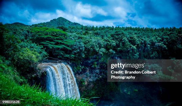 island of kauai - na pali fotografías e imágenes de stock