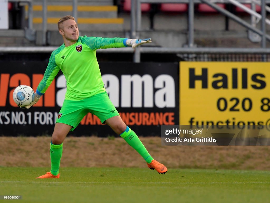 Dagenham and Redbridge v West Ham United - Premier League 2