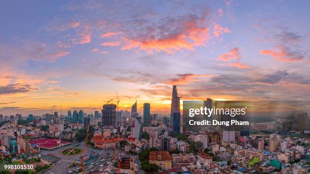 sunrise in the citi - dung stock pictures, royalty-free photos & images