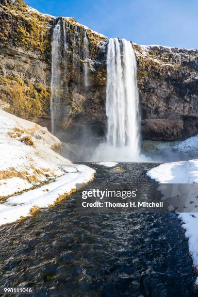 iceland-seljalandsfoss - brook mitchell stock pictures, royalty-free photos & images