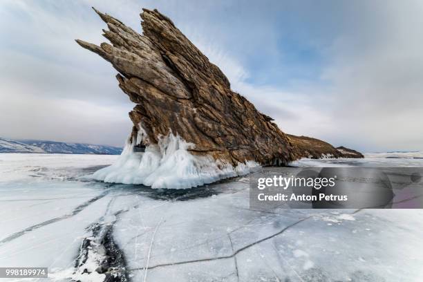 sunset on the ice of lake baikal - olkhon island stock pictures, royalty-free photos & images