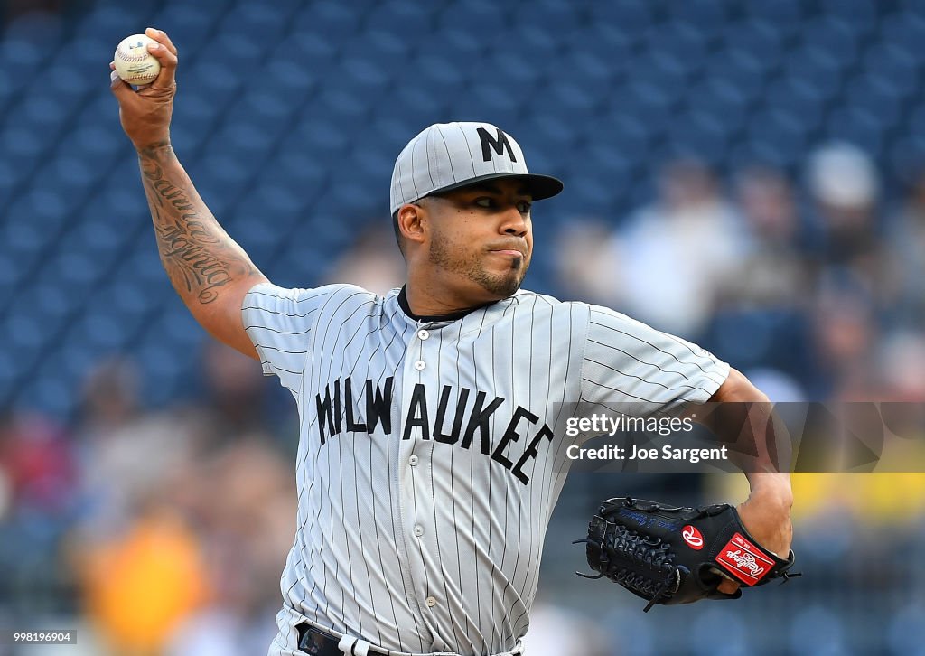 Milwaukee Brewers v Pittsburgh Pirates