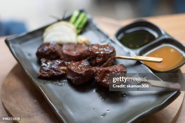 grilled australian wagyu beef skewer yakitori japanese style - shish kebab stock pictures, royalty-free photos & images