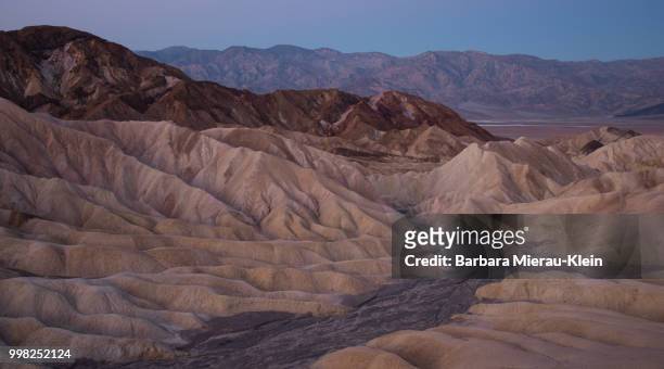 first light at zabriskie point - klein stock pictures, royalty-free photos & images