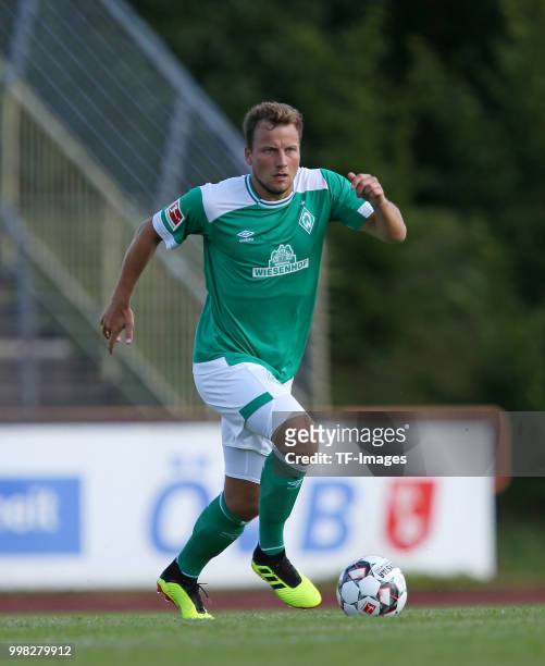 Philipp Bargfrede of Werder Bremen controls the ball during the friendly match between FC Eintracht Cuxhaven and Werder Bremen on July 10, 2018 in...