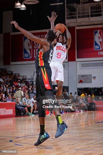 Antonio Blakeney of the Chicago Bulls shoots the ball against the Atlanta Hawks during the 2018 Las Vegas Summer League on July 10, 2018 at the Cox...
