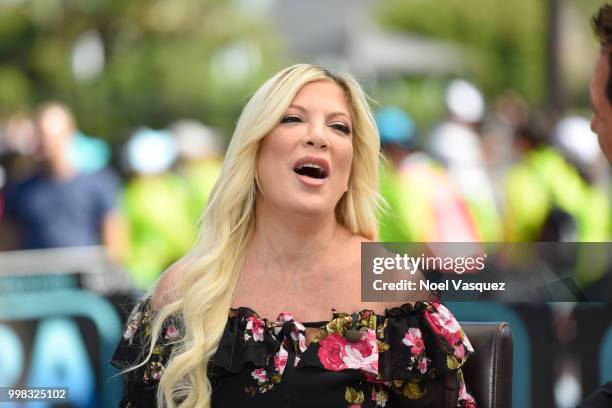 Tori Spelling visits "Extra" at Universal Studios Hollywood on July 13, 2018 in Universal City, California.