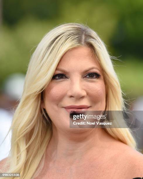 Tori Spelling visits "Extra" at Universal Studios Hollywood on July 13, 2018 in Universal City, California.