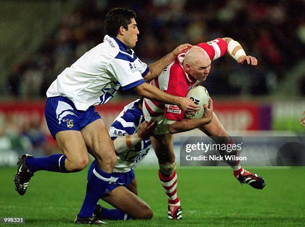 Paul McGregor for St George Illawarra in action during the NRL third qualifying final match played between the Bulldogs and the St George Illawarra...