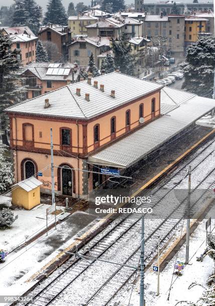 Railway station. Bellano Tartavalle Terme. Eastern shore Lake Como. Lombardi. Italy. Europe. Photo by: Carlo Borlenghi/REDA&CO/Universal Images Group...