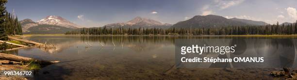 sparks lake - sparks lake stock pictures, royalty-free photos & images