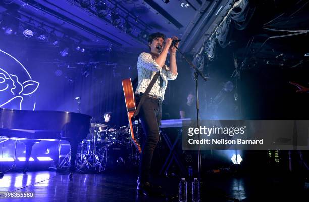 Shawn Mendes performs onstage for SiriusXM Live at The Roxy Theatre on July 13, 2018 in West Hollywood, California.