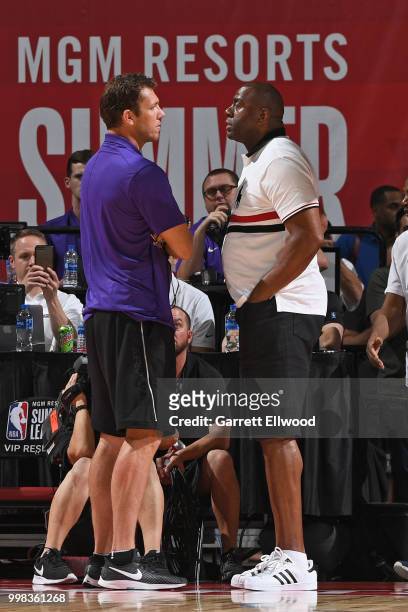 Head Coach Luke Walton and President of Basketball Operations Magic Johnson of the Los Angeles Lakers look on during the game against the New York...