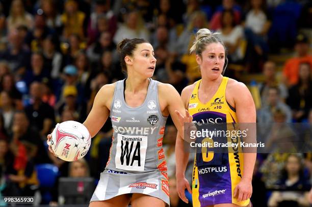 Madi Robinson of the Magpies looks to pass during the round 11 Super Netball match between the Lightning and the Magpies at University of the...