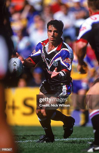 Stacey Jones for New Zealand in action during the NRL fourth qualifying final match played between the Parramatta Eels and the New Zealand Warriors...