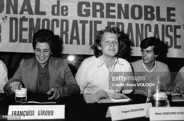 Françoise Giroud, Hugues Dewavrin et Henri Giscard d'Estaing à un Congrès le 17 octobre 1976 à Grenoble en France.