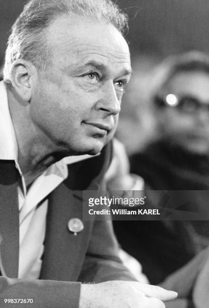 Portrait du politicien israélien Yitzhak Rabin lors de sa réélection à la tête du parti travailliste, à Tel Aviv, en Israël, le 23 février 1977.