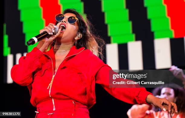 Mia Mateo Rapper Rapper Mia Photos and Premium High Res Pictures - Getty Images