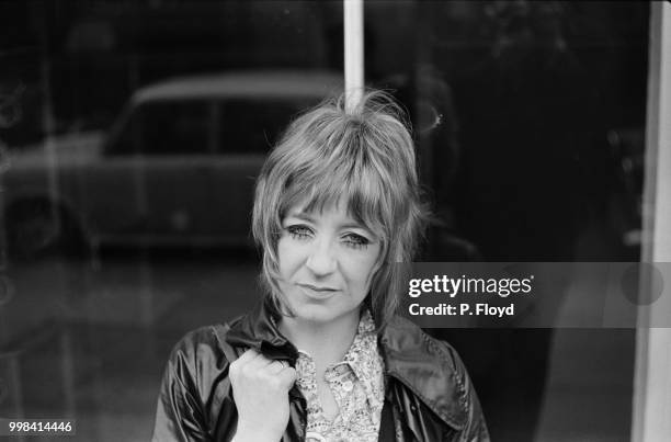 English singer, songwriter and keyboardist Christine McVie, UK, 19th April 1969.