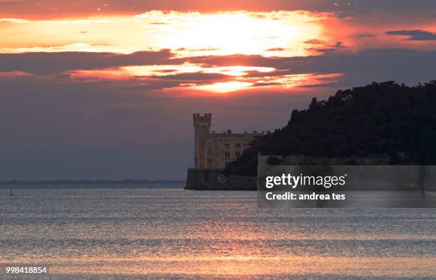 miramare - andrea tes stockfoto's en -beelden