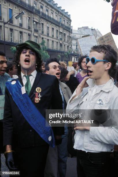 Manifestation d'homosexuels contre l'amendement Mirguet le 25 juin 1977 à Paris, France.