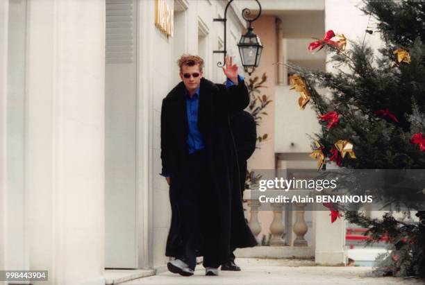 Guillaume Depardieu lors de son mariage avec Elise Ventre à la mairie de Bougival le 30 décembre 1999 à Bougival, France.