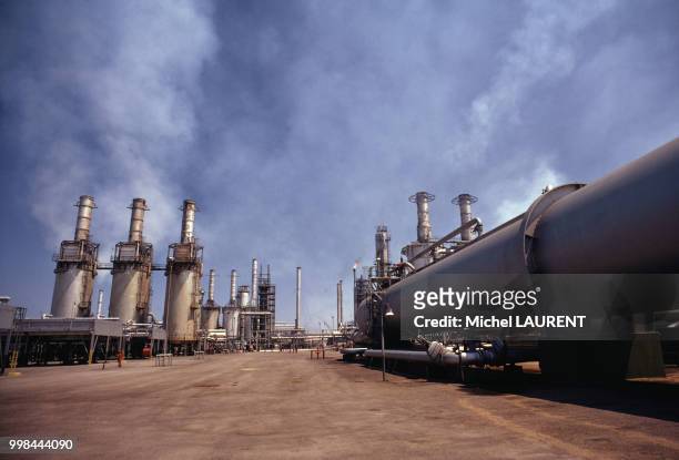 Raffinerie de pétrole Aramco en avril 1974 à Djeddah, Arabie Saoudite.