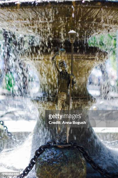 little prince fountain - little prince stock pictures, royalty-free photos & images