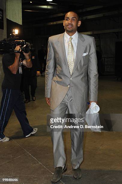 Grant Hill of the Phoenix Suns arrives before taking on the Los Angeles Lakers in Game One of the Western Conference Finals during the 2010 NBA...