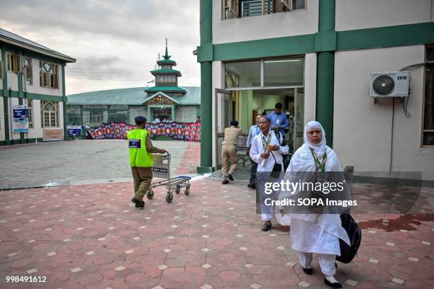 Kashmiri Muslim pilgrims leave for the annual hajj pilgrimage to the holy city of Mecca, in Srinagar, Indian administered Kashmir. The first batch of...