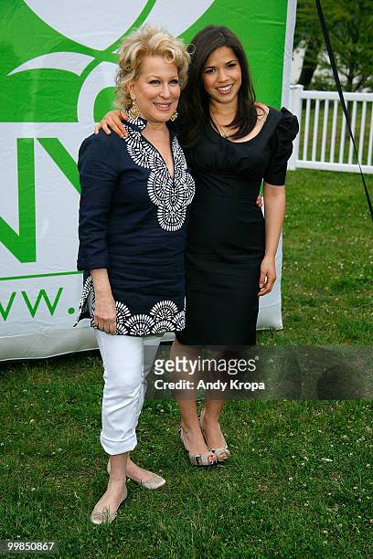 Bette Midler and America Ferrera attend the New York Restoration Project's 9th Annual Spring Picnic>> at Fort Washington Park on May 17, 2010 in New...