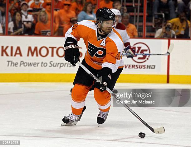 Kimmo Timonen of the Philadelphia Flyers handles the puck in Game 1 of the Eastern Conference Finals during the 2010 NHL Stanley Cup Playoffs at...
