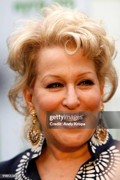 Bette Midler attends the New York Restoration Project's 9th Annual Spring Picnic at Fort Washington Park on May 17, 2010 in New York City.